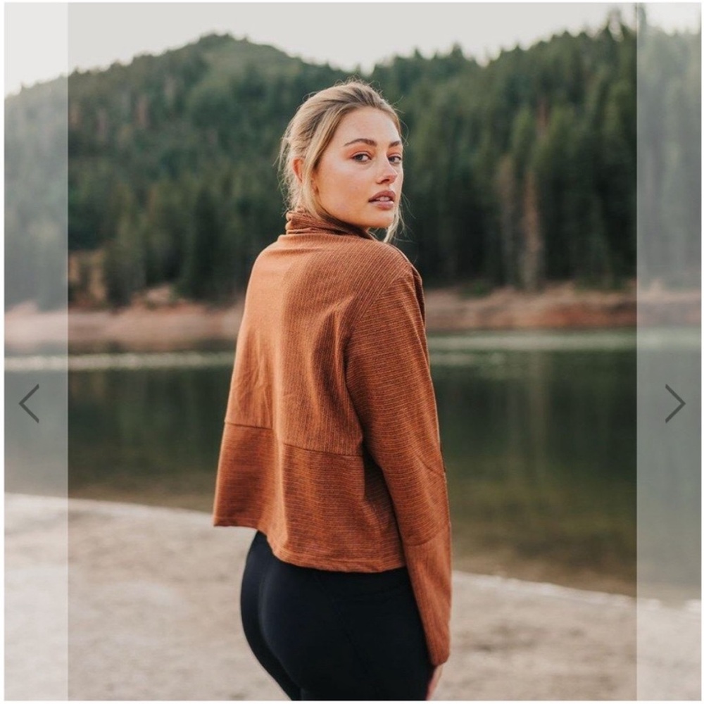 Senita Athletics Going Places Pullover -brown - Picture 4 of 7